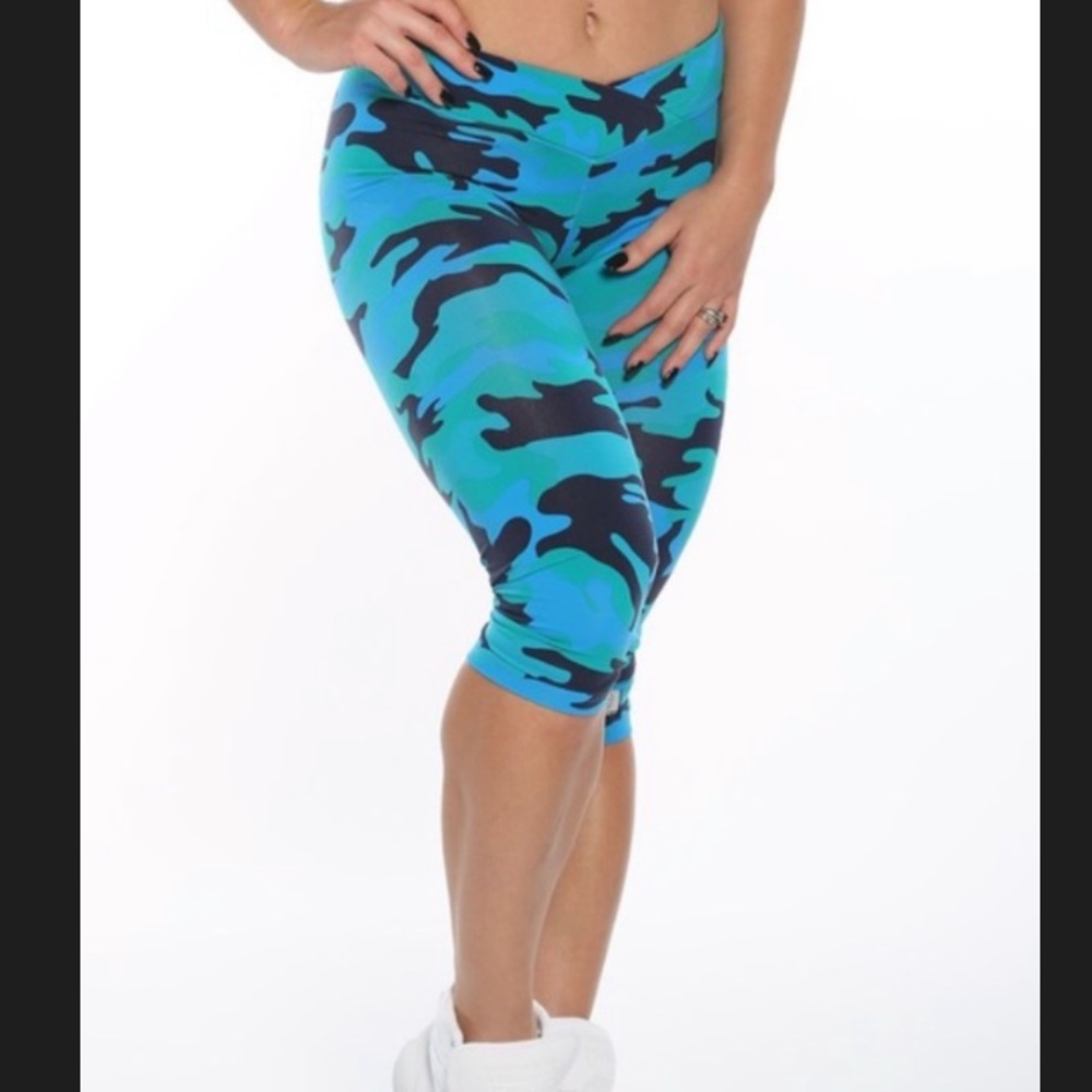 Celestial Bodiez Blue Camo Capris